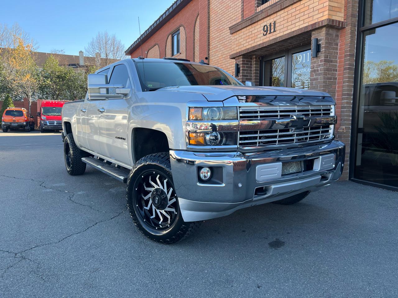 Chevrolet Silverado 2500HD LTZ Crew Cab Long Box 4WD 2015