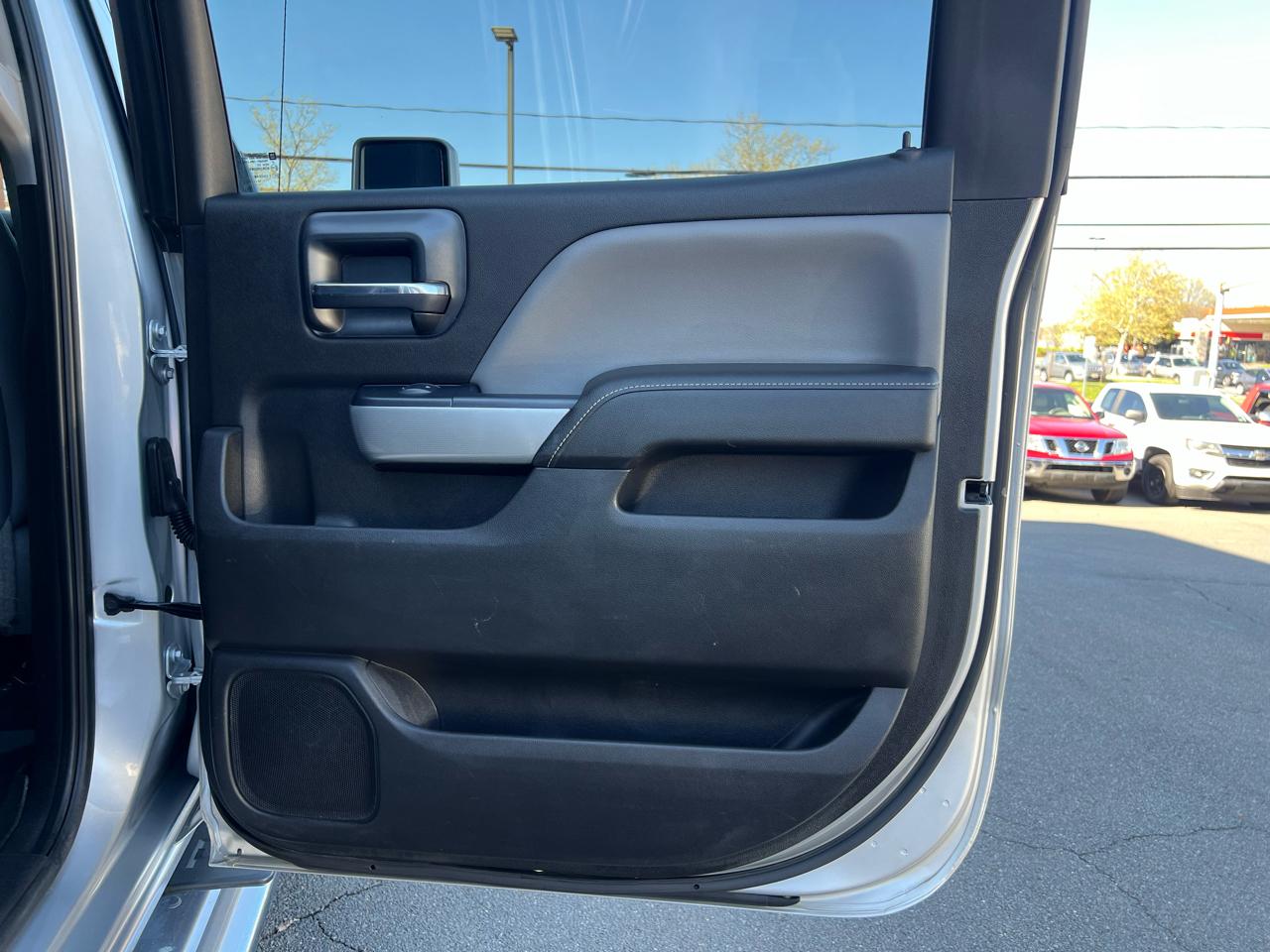 Chevrolet Silverado 2500HD LTZ Crew Cab Long Box 4WD 2015