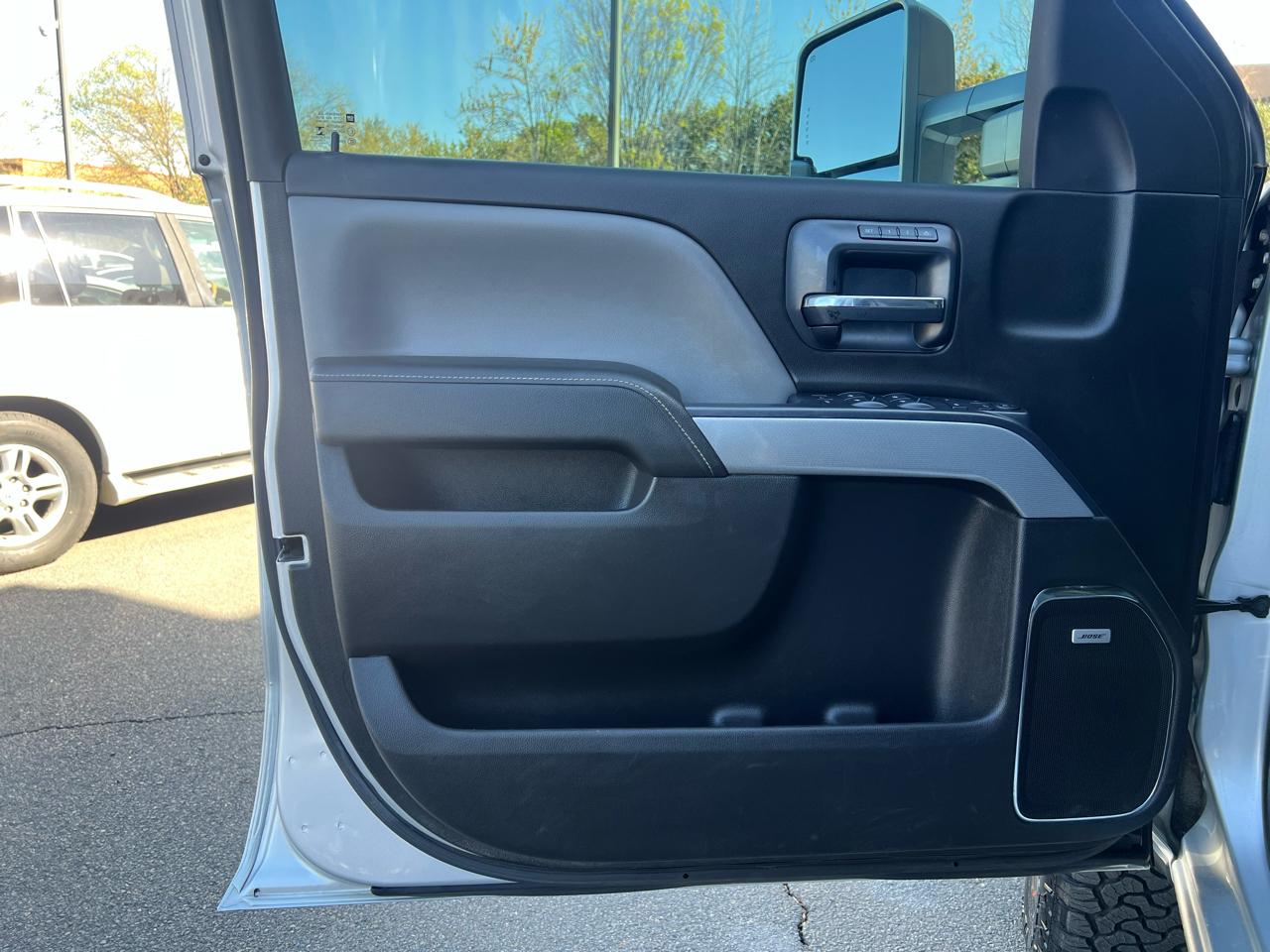 Chevrolet Silverado 2500HD LTZ Crew Cab Long Box 4WD 2015