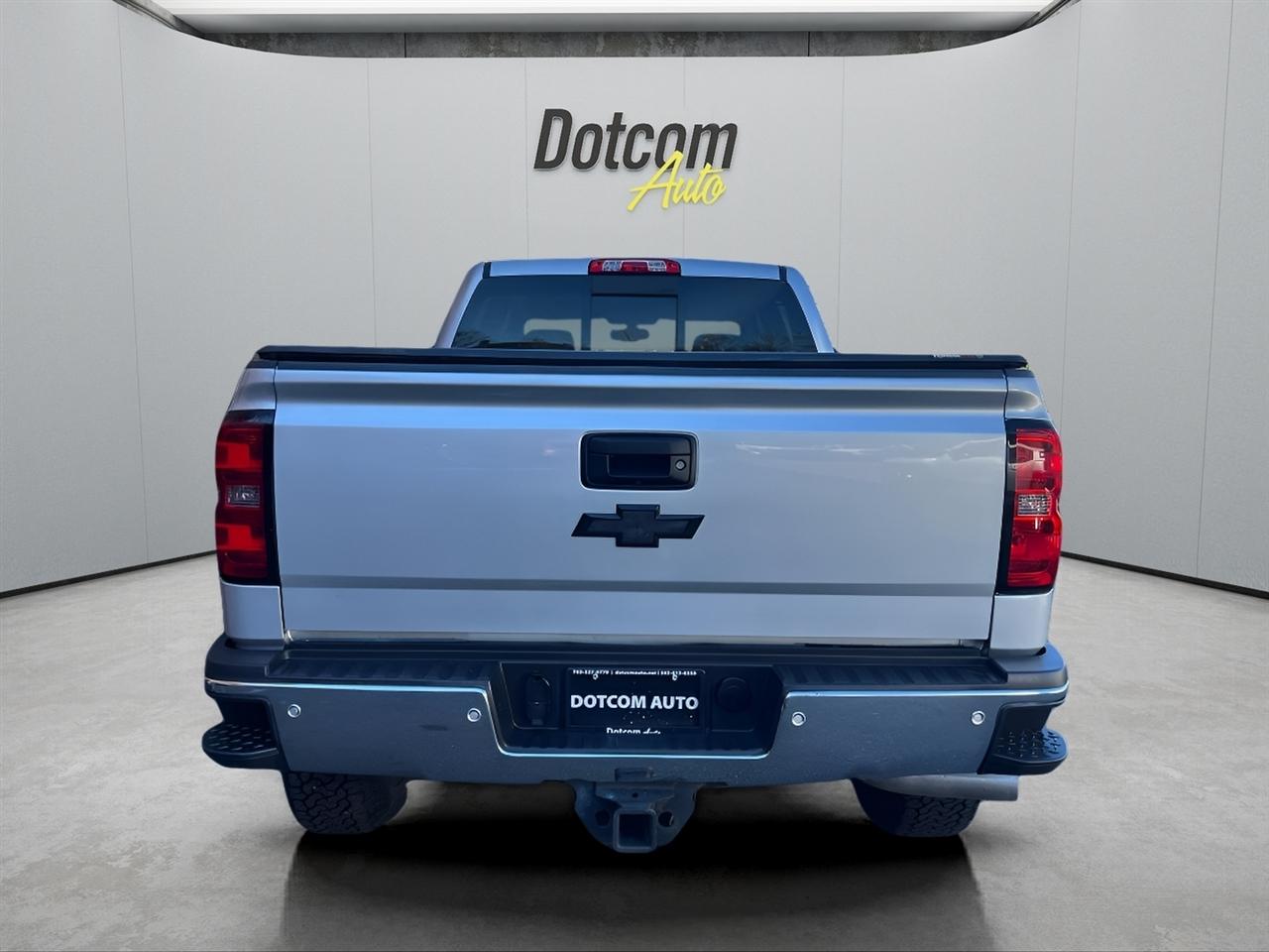 Chevrolet Silverado 2500HD LTZ Crew Cab Long Box 4WD 2015