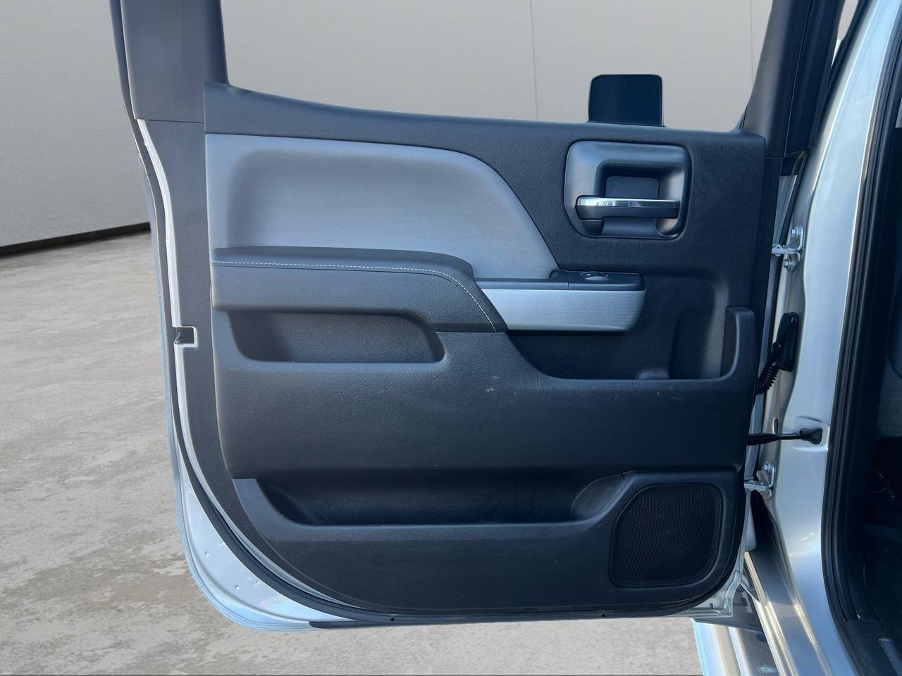 Chevrolet Silverado 2500HD LTZ Crew Cab Long Box 4WD 2015