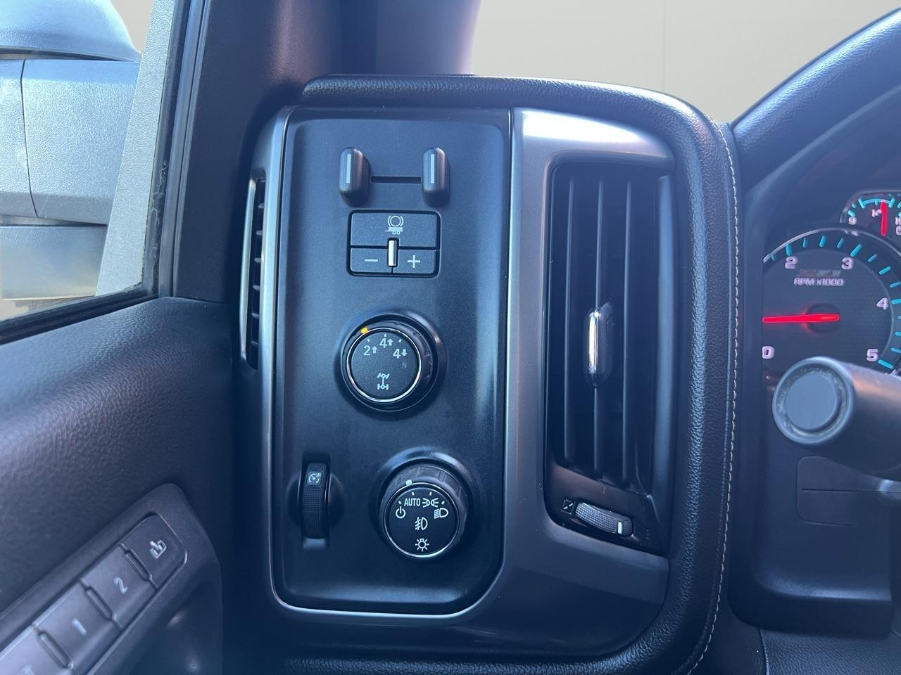 Chevrolet Silverado 2500HD LTZ Crew Cab Long Box 4WD 2015