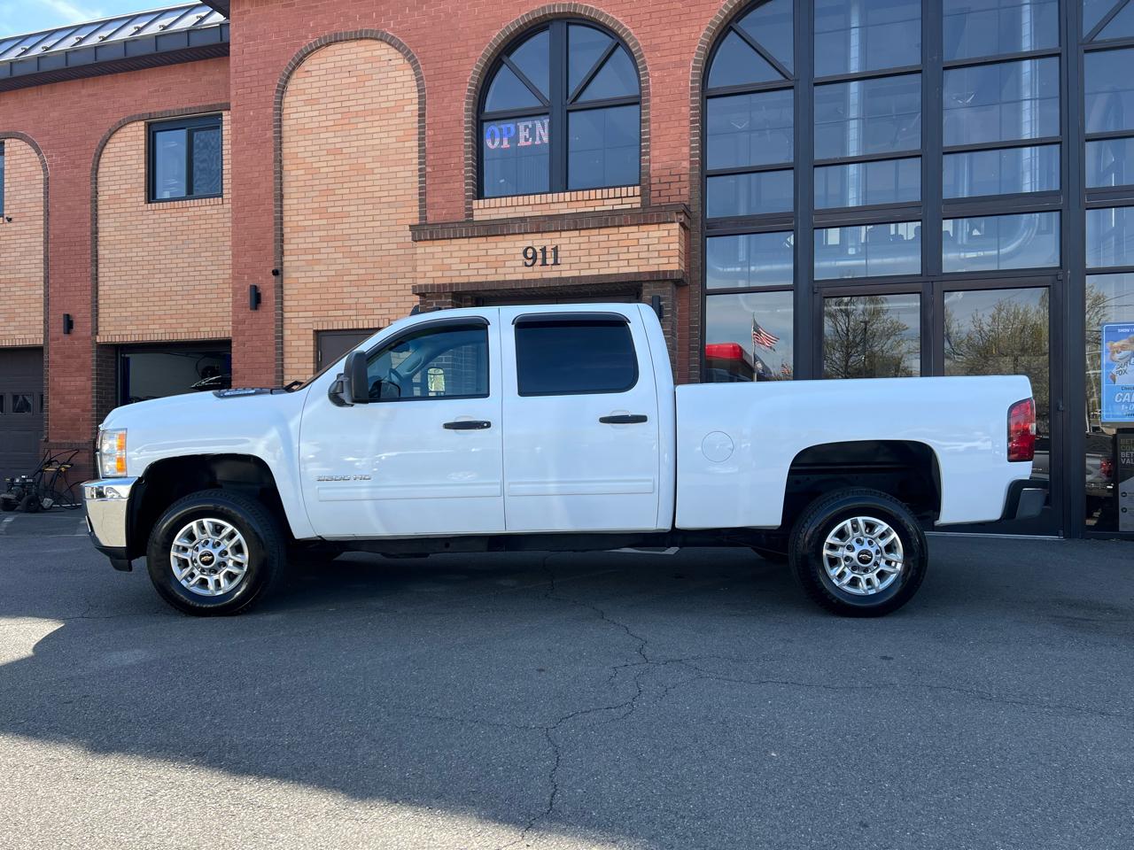 Chevrolet Silverado 2500HD LT Crew Cab 4WD 2013