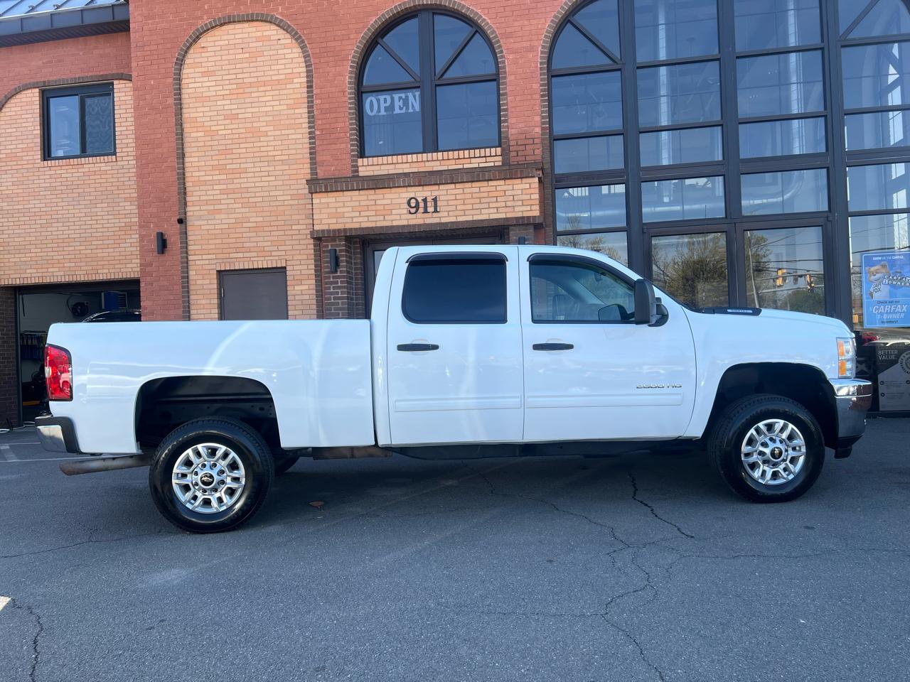 Chevrolet Silverado 2500HD LT Crew Cab 4WD 2013