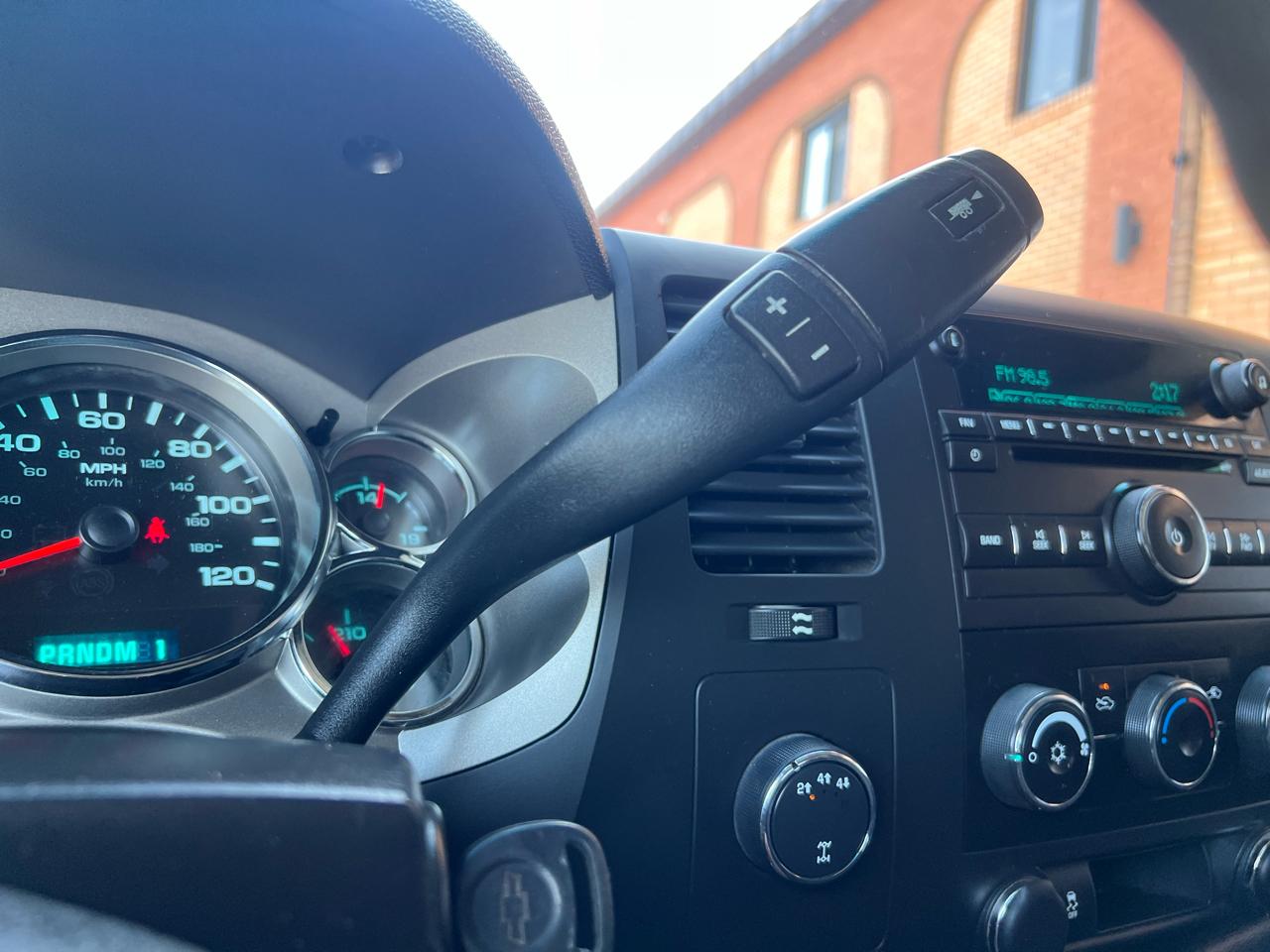 Chevrolet Silverado 2500HD LT Crew Cab 4WD 2013