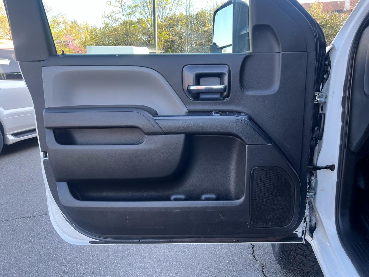 Chevrolet Silverado 3500HD Work Truck Long Box 4WD 2016