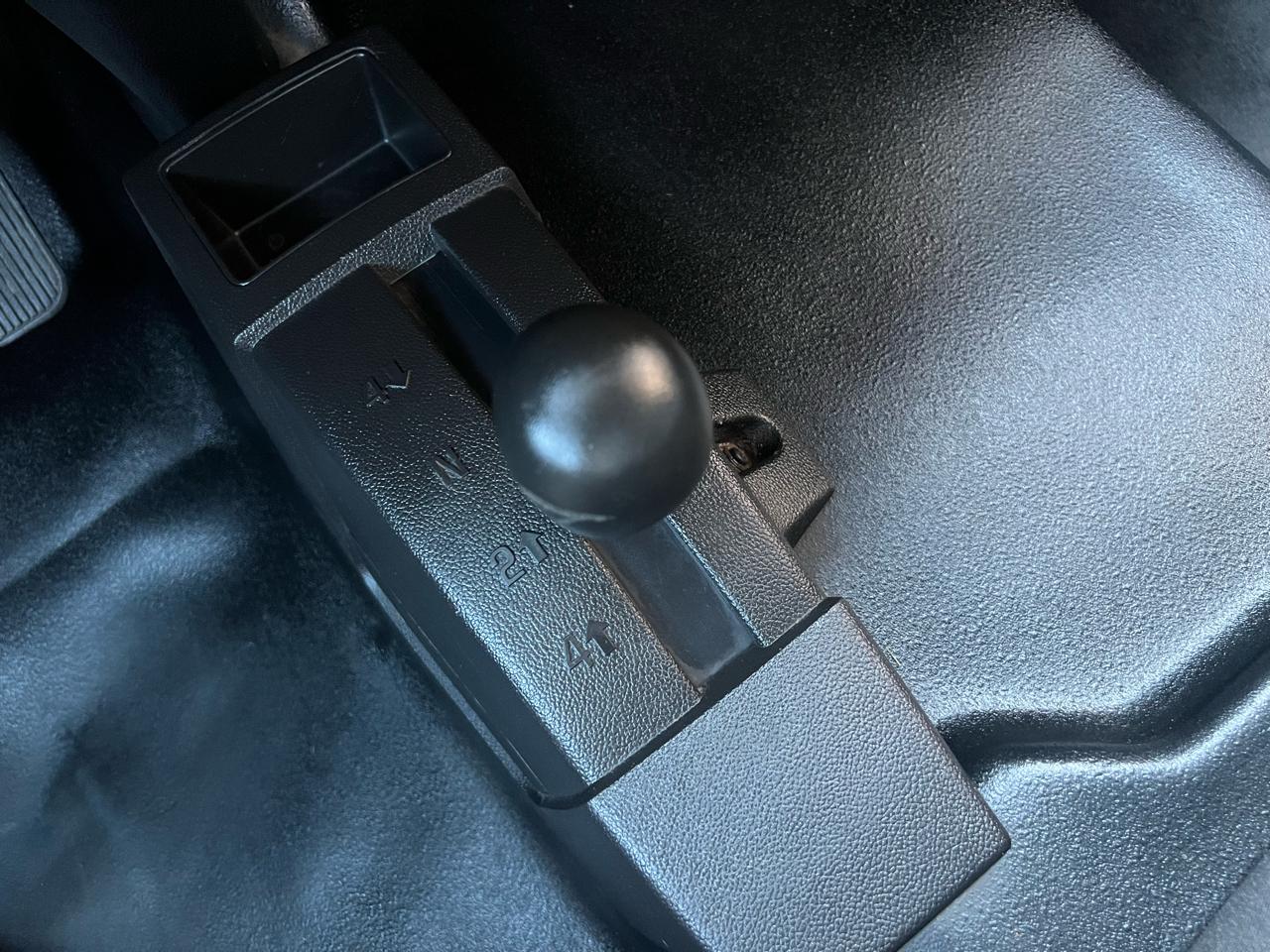 Chevrolet Silverado 3500HD Work Truck Long Box 4WD 2016