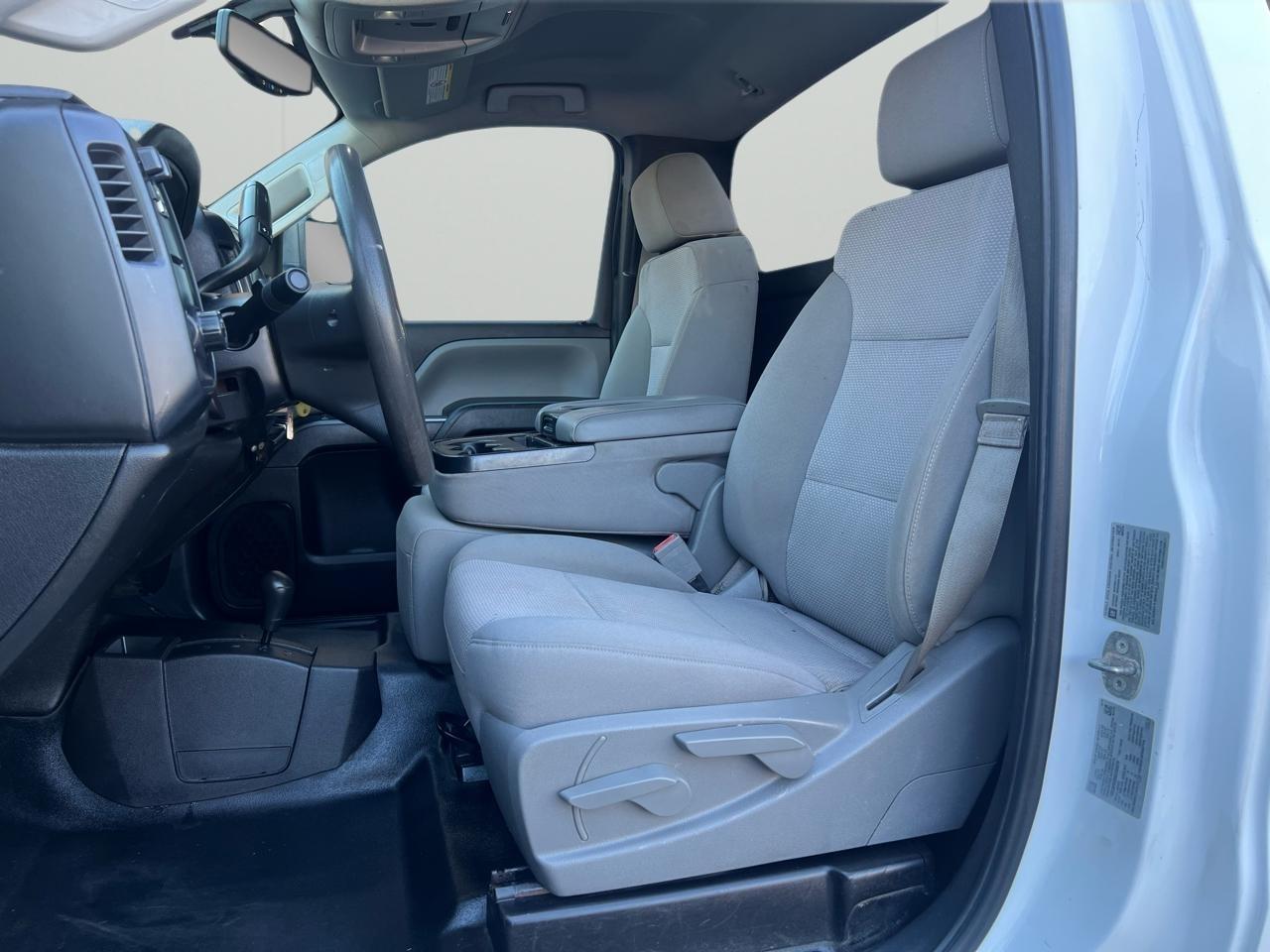 Chevrolet Silverado 3500HD Work Truck Long Box 4WD 2016