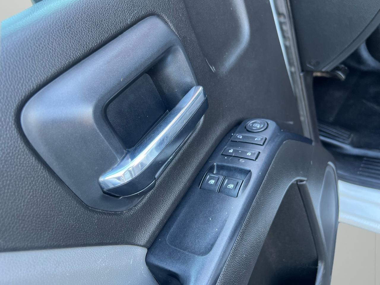 Chevrolet Silverado 3500HD Work Truck Long Box 4WD 2016