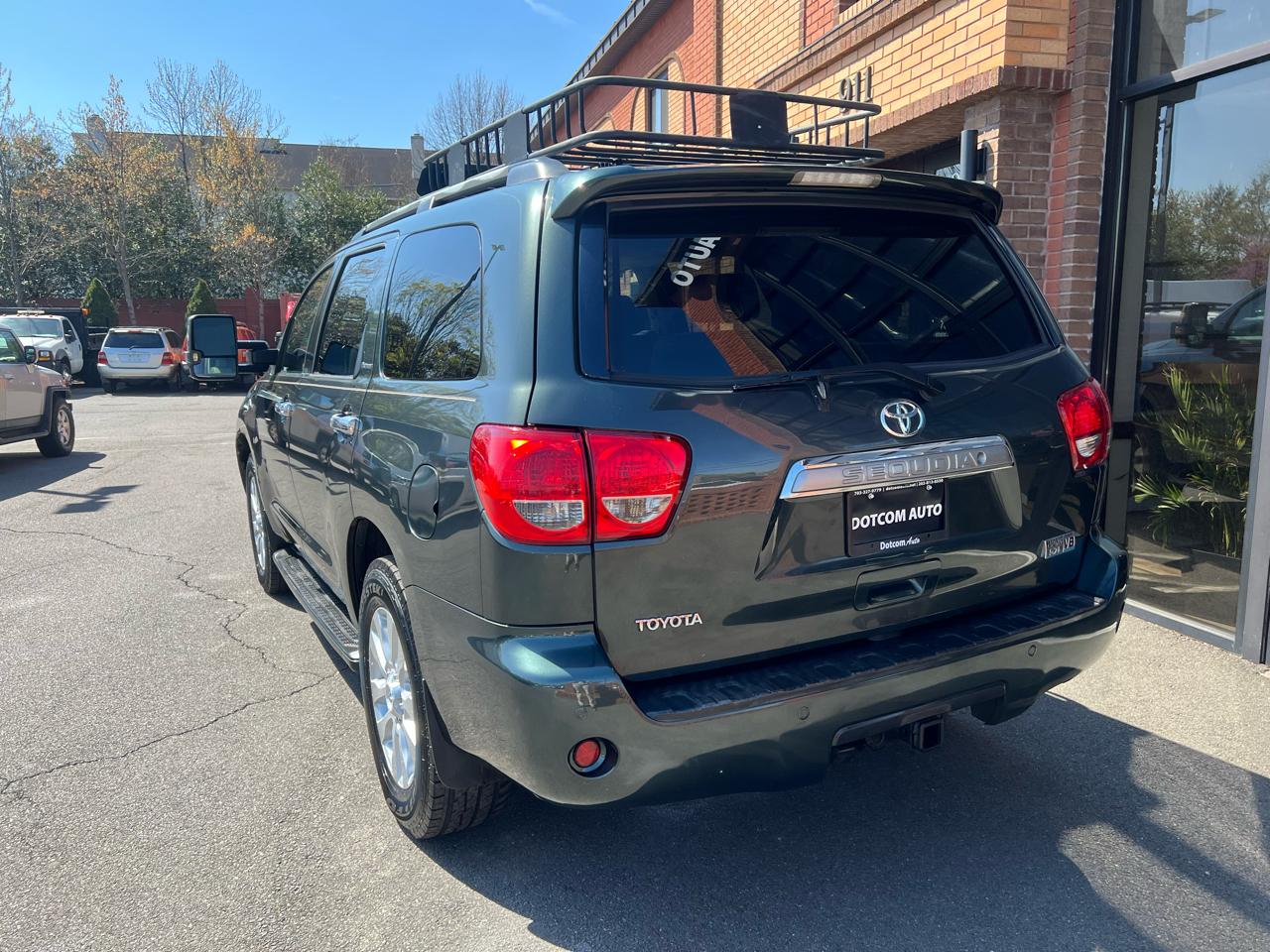 Toyota Sequoia Plantium 4WD 2008