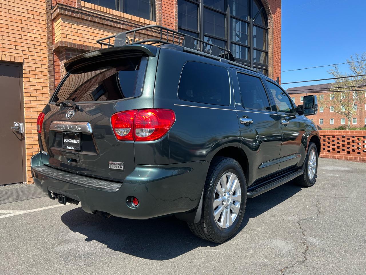 Toyota Sequoia Plantium 4WD 2008