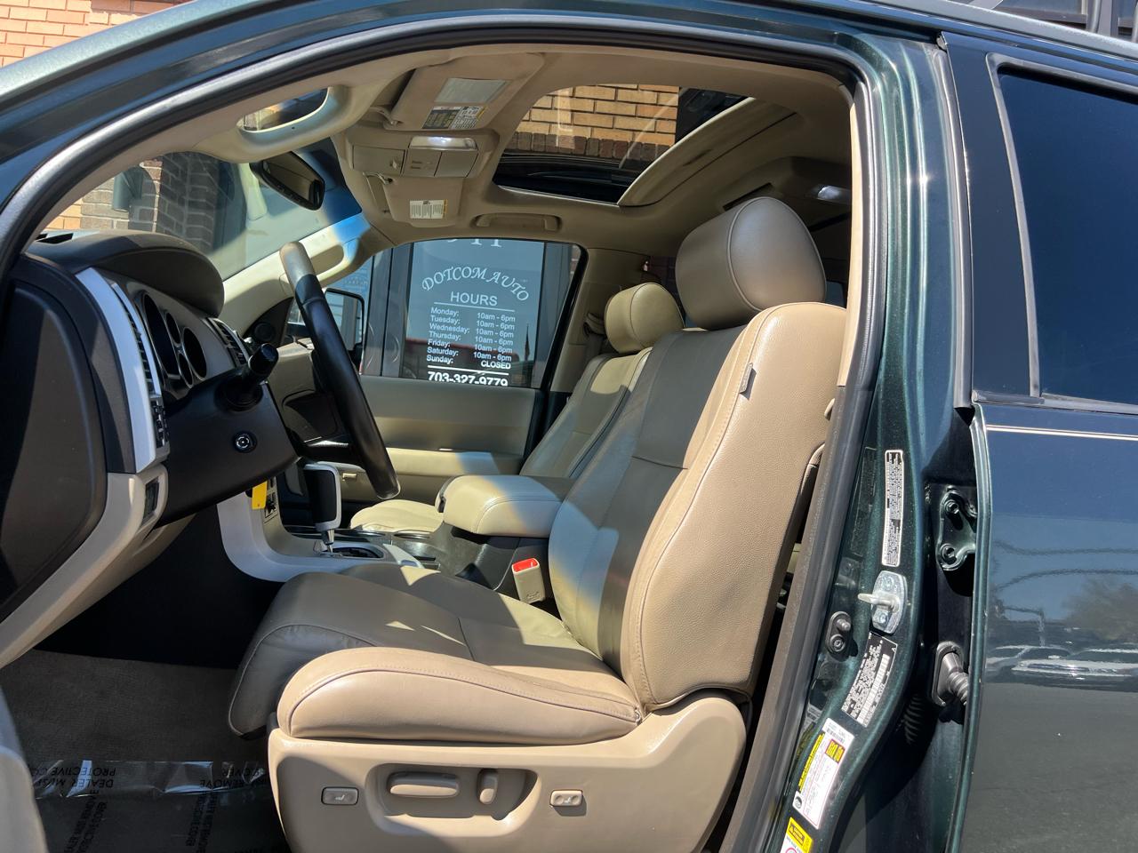 Toyota Sequoia Plantium 4WD 2008