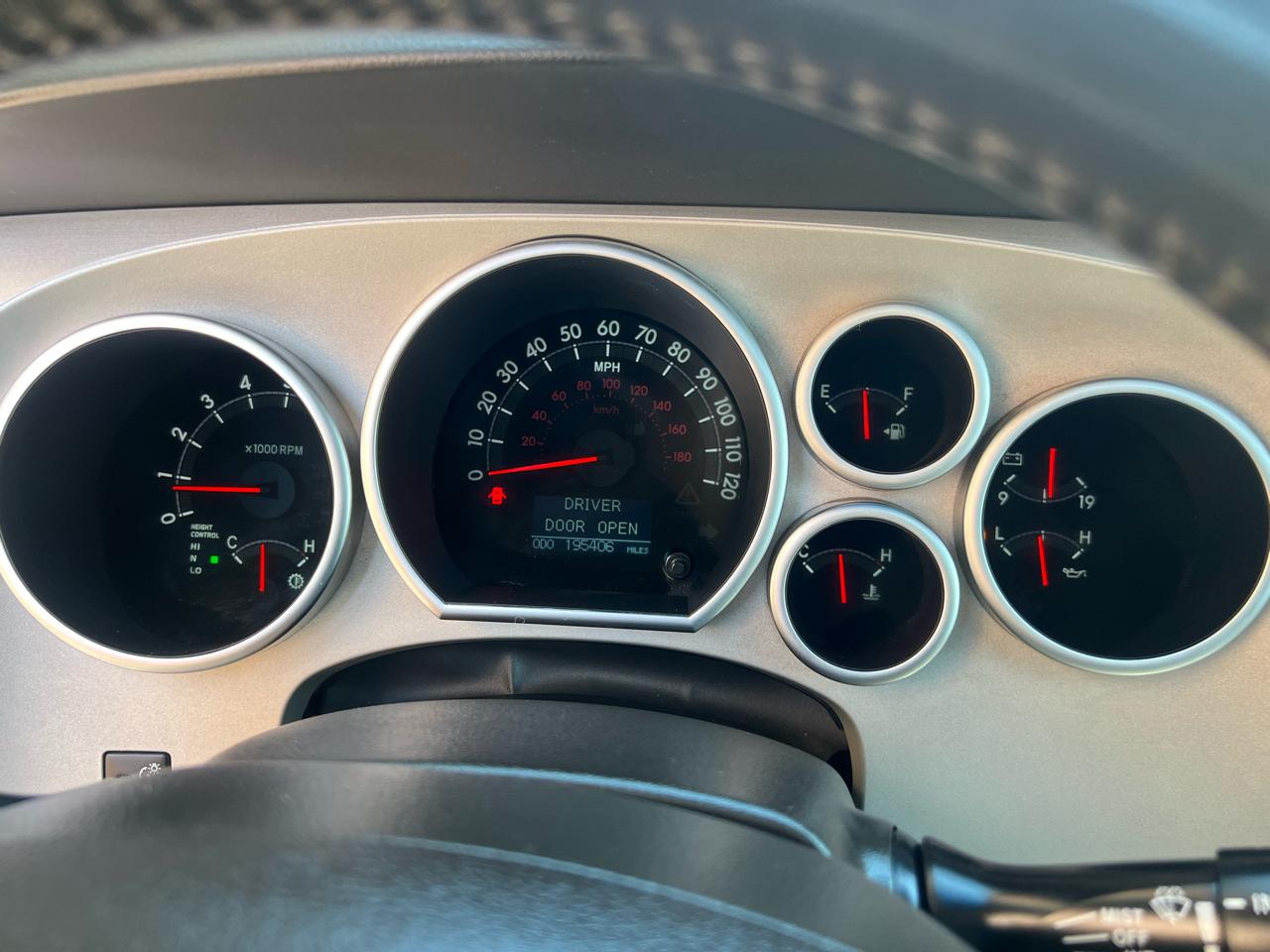 Toyota Sequoia Plantium 4WD 2008