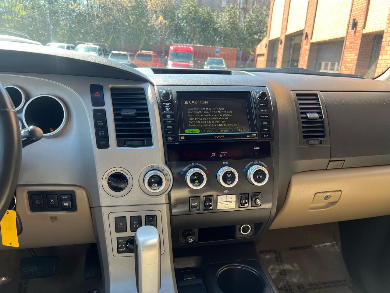 Toyota Sequoia Plantium 4WD 2008