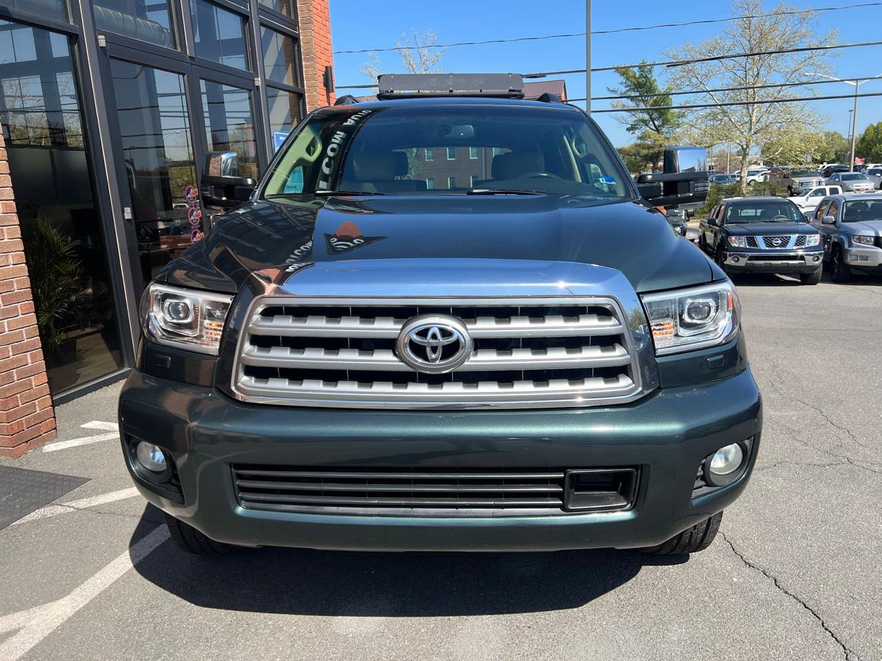 Toyota Sequoia Plantium 4WD 2008