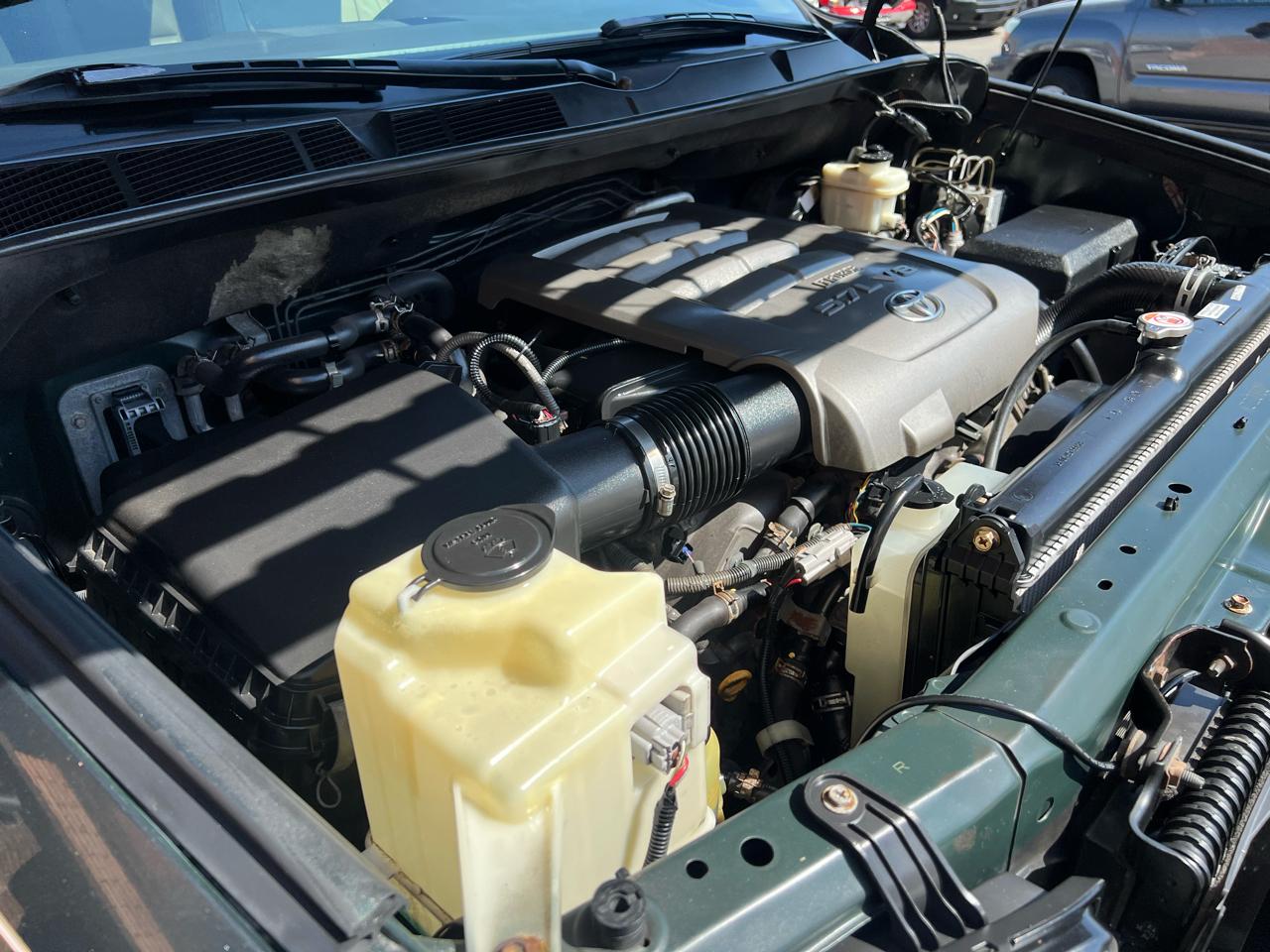 Toyota Sequoia Plantium 4WD 2008