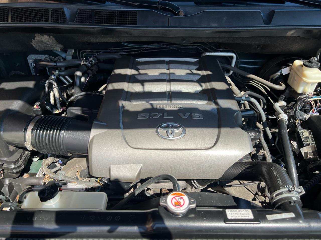 Toyota Sequoia Plantium 4WD 2008