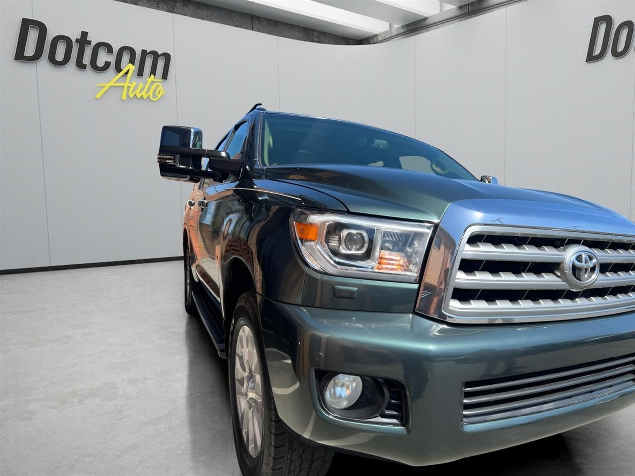 Toyota Sequoia Plantium 4WD 2008