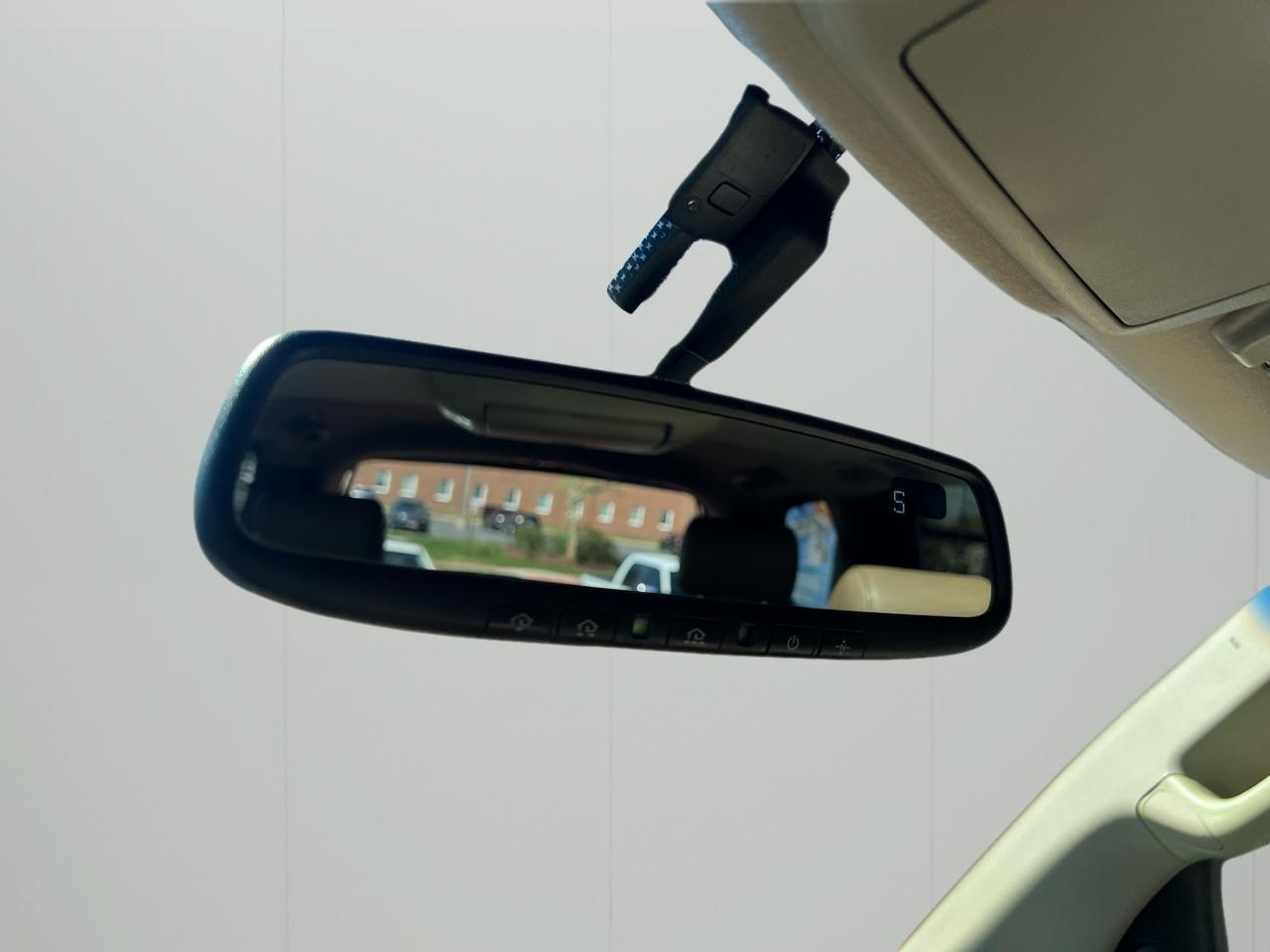 Toyota Sequoia Plantium 4WD 2008