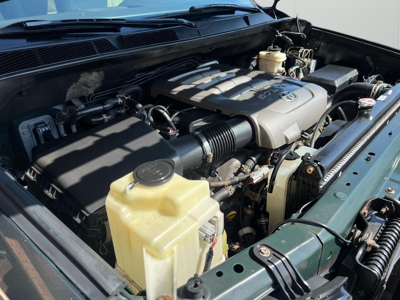 Toyota Sequoia Plantium 4WD 2008