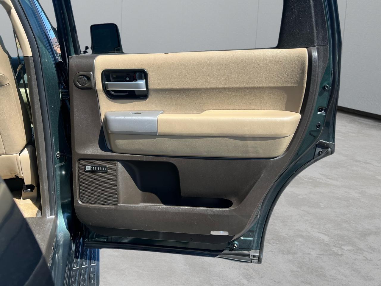 Toyota Sequoia Plantium 4WD 2008