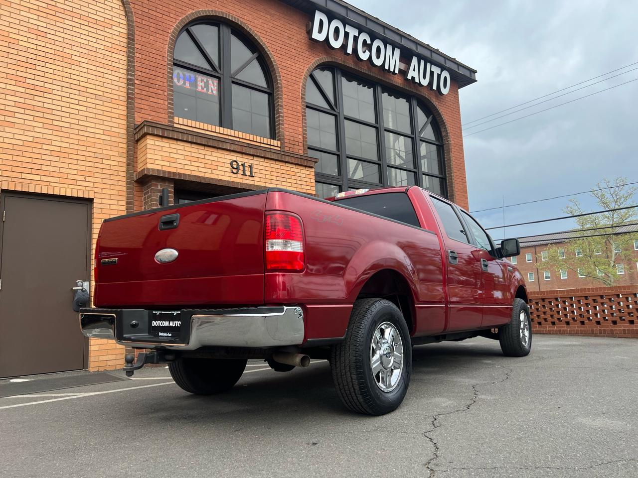 Ford F-150 XL SuperCrew Short Bed 4WD 2008