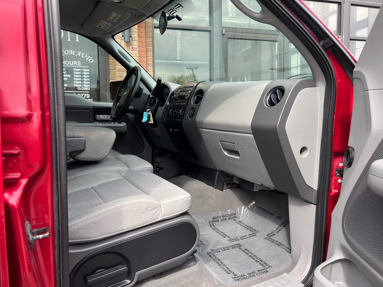 Ford F-150 XL SuperCrew Short Bed 4WD 2008