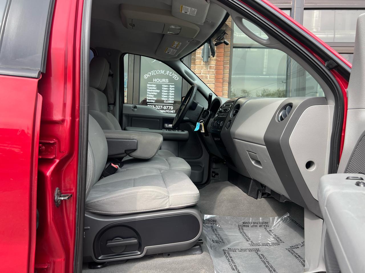 Ford F-150 XL SuperCrew Short Bed 4WD 2008