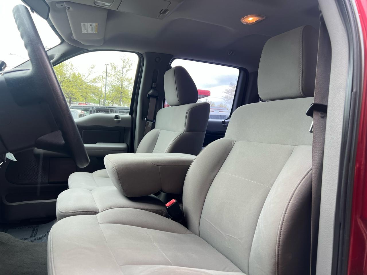 Ford F-150 XL SuperCrew Short Bed 4WD 2008