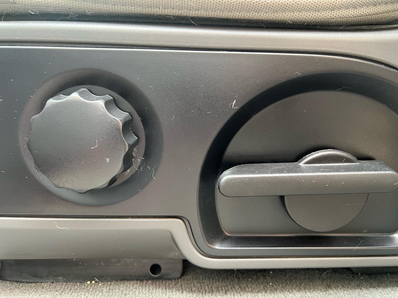 Ford F-150 XL SuperCrew Short Bed 4WD 2008