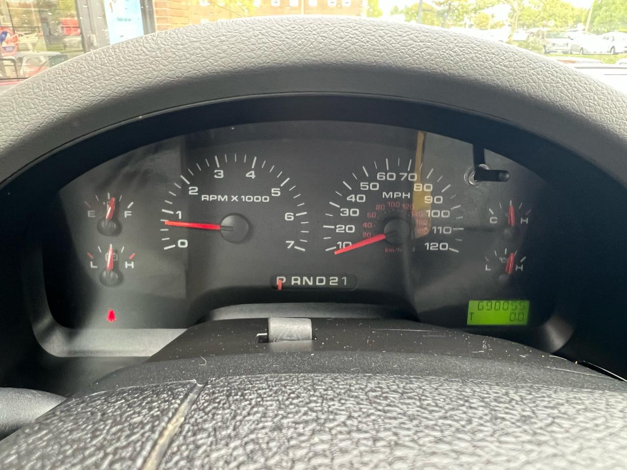 Ford F-150 XL SuperCrew Short Bed 4WD 2008