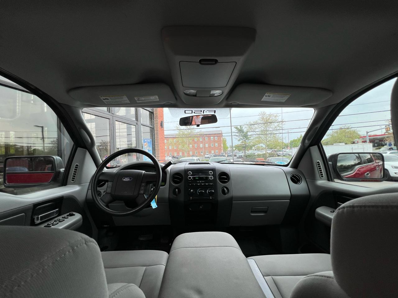 Ford F-150 XL SuperCrew Short Bed 4WD 2008