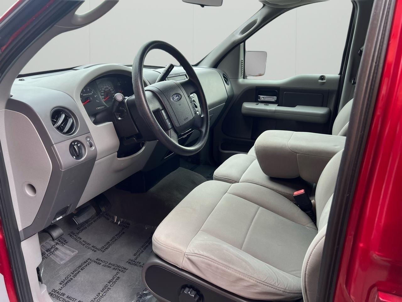 Ford F-150 XL SuperCrew Short Bed 4WD 2008