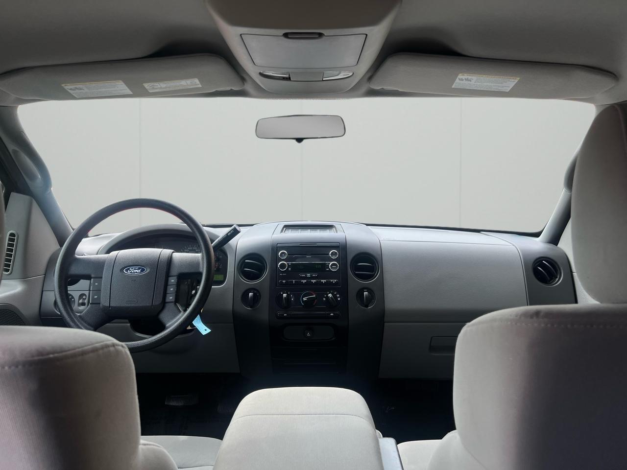 Ford F-150 XL SuperCrew Short Bed 4WD 2008