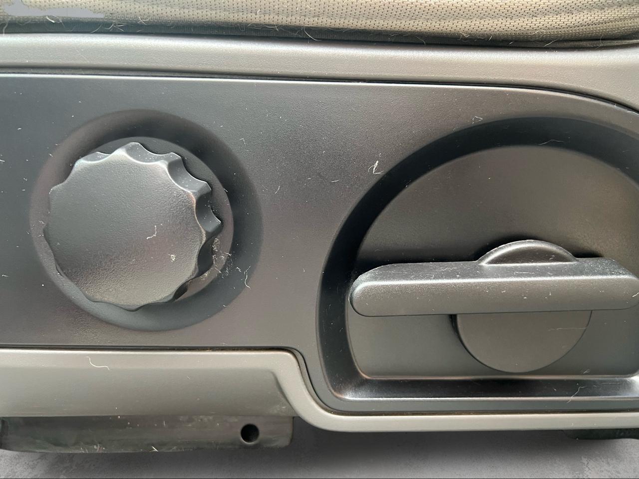 Ford F-150 XL SuperCrew Short Bed 4WD 2008