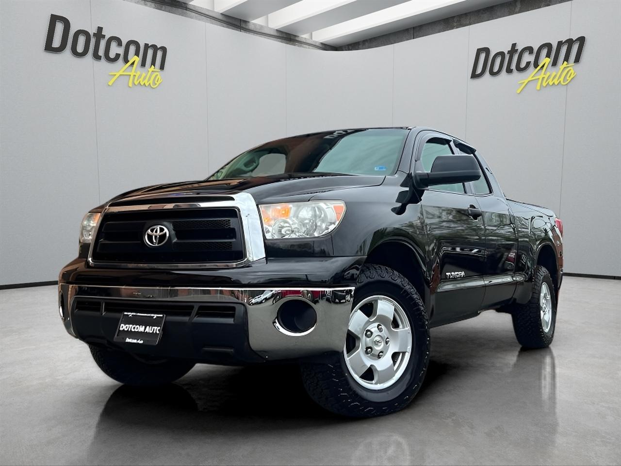 Toyota Tundra Tundra-Grade Double Cab 4.6L 4WD 2011
