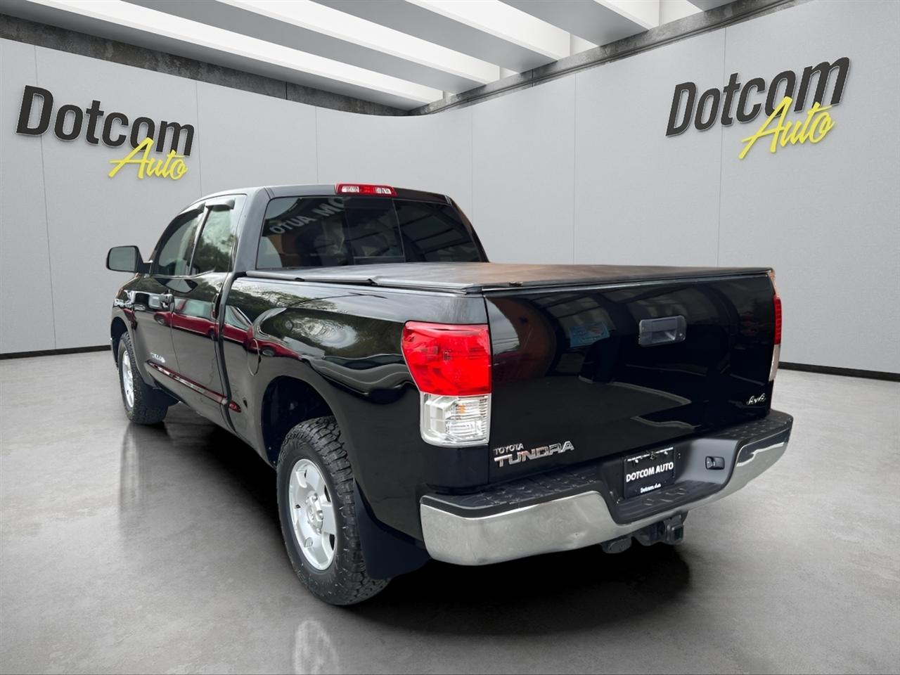 Toyota Tundra Tundra-Grade Double Cab 4.6L 4WD 2011