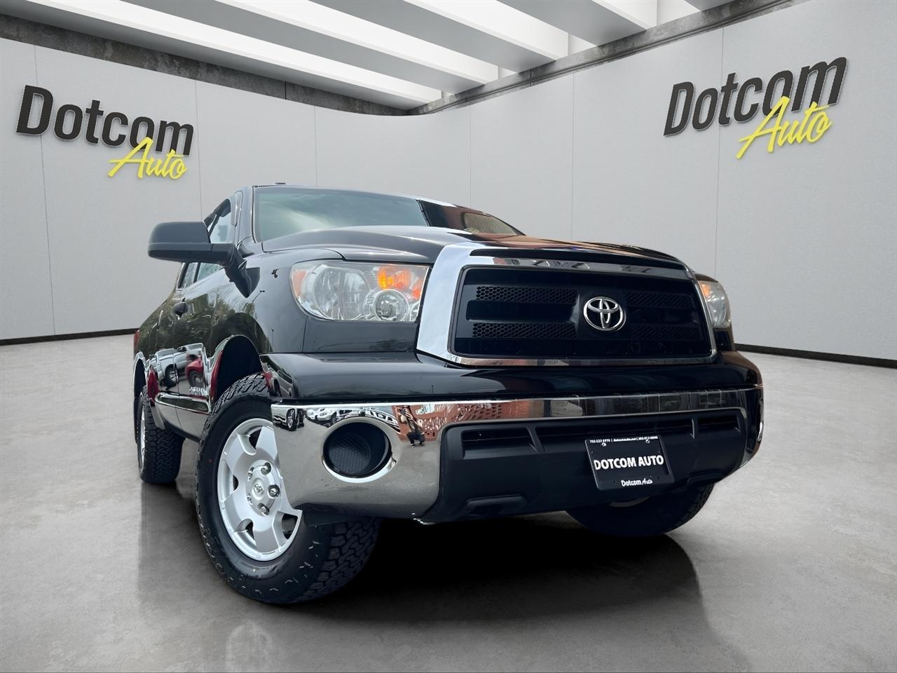 Toyota Tundra Tundra-Grade Double Cab 4.6L 4WD 2011