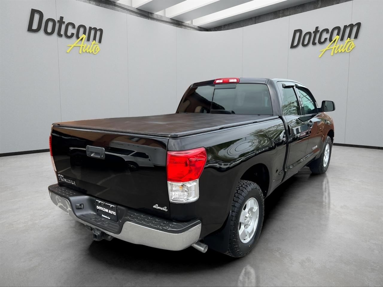 Toyota Tundra Tundra-Grade Double Cab 4.6L 4WD 2011