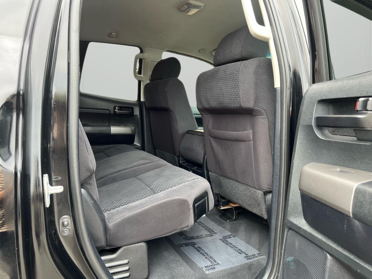 Toyota Tundra Tundra-Grade Double Cab 4.6L 4WD 2011