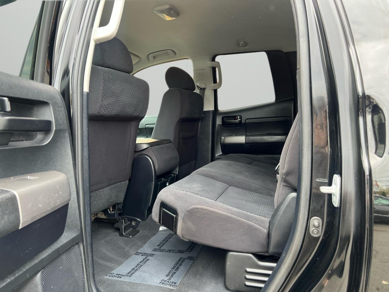 Toyota Tundra Tundra-Grade Double Cab 4.6L 4WD 2011