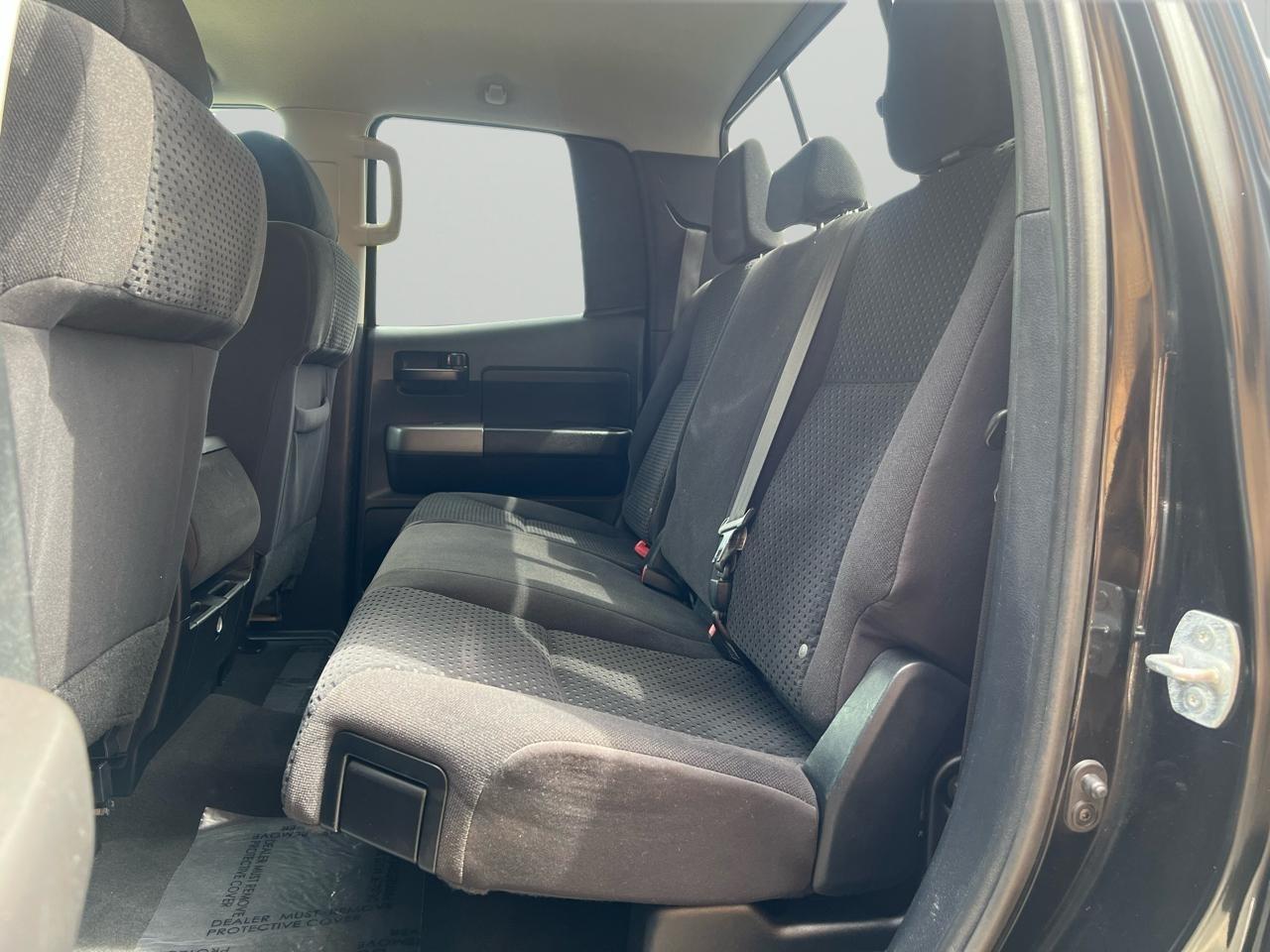 Toyota Tundra Tundra-Grade Double Cab 4.6L 4WD 2011