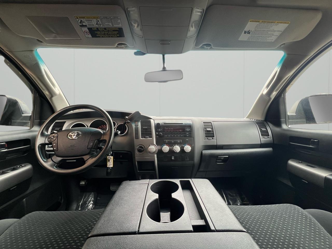 Toyota Tundra Tundra-Grade Double Cab 4.6L 4WD 2011