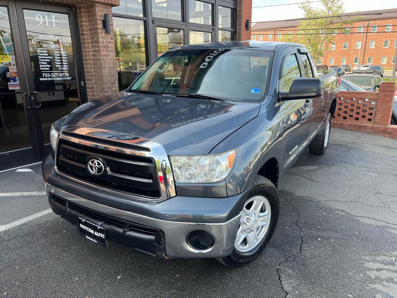 Toyota Tundra Tundra-Grade Double Cab 4.6L 4WD 2010