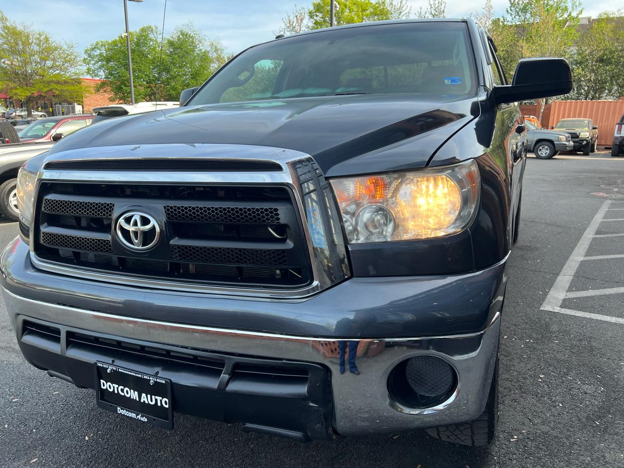Toyota Tundra Tundra-Grade Double Cab 4.6L 4WD 2010