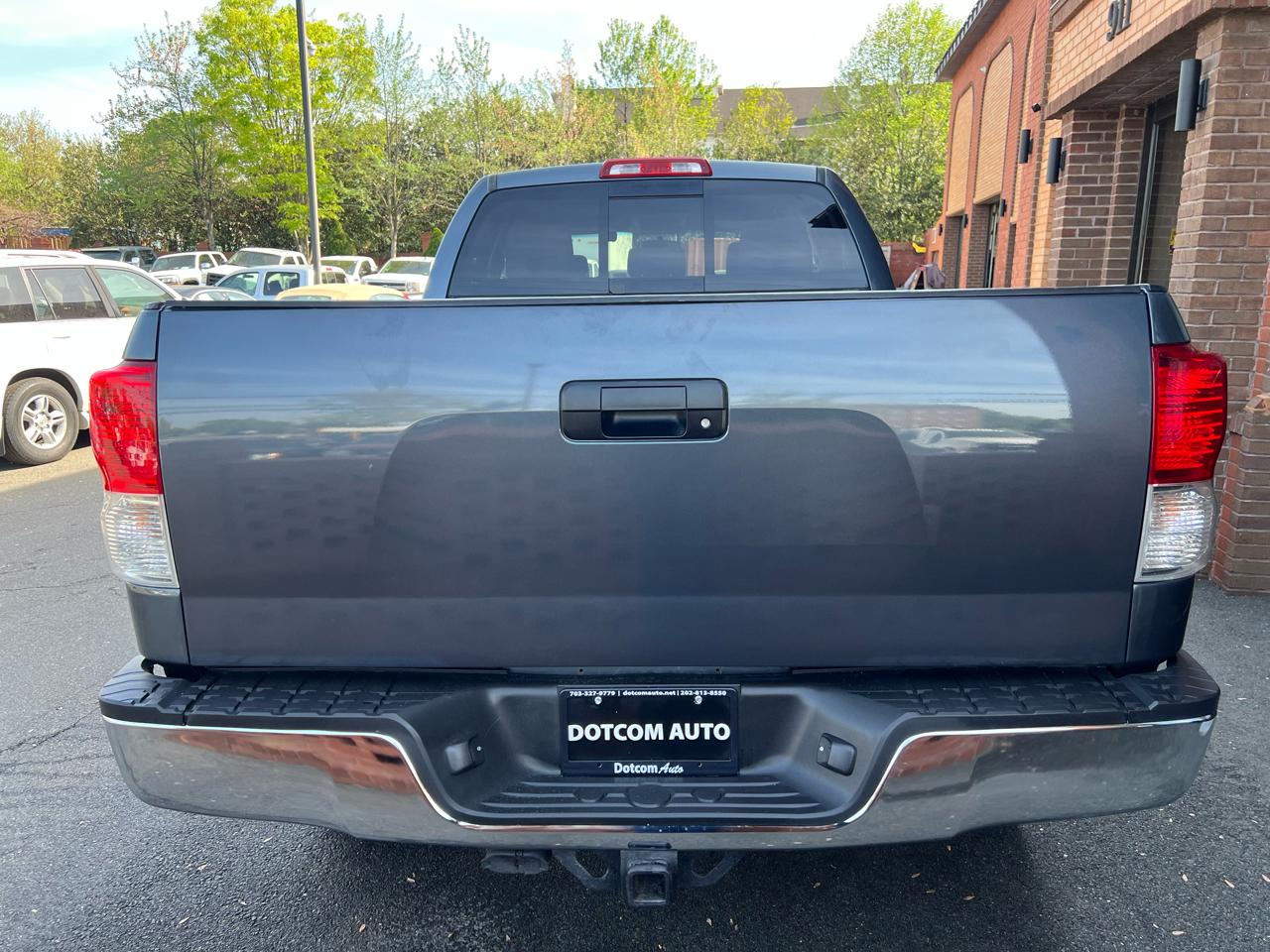 Toyota Tundra Tundra-Grade Double Cab 4.6L 4WD 2010