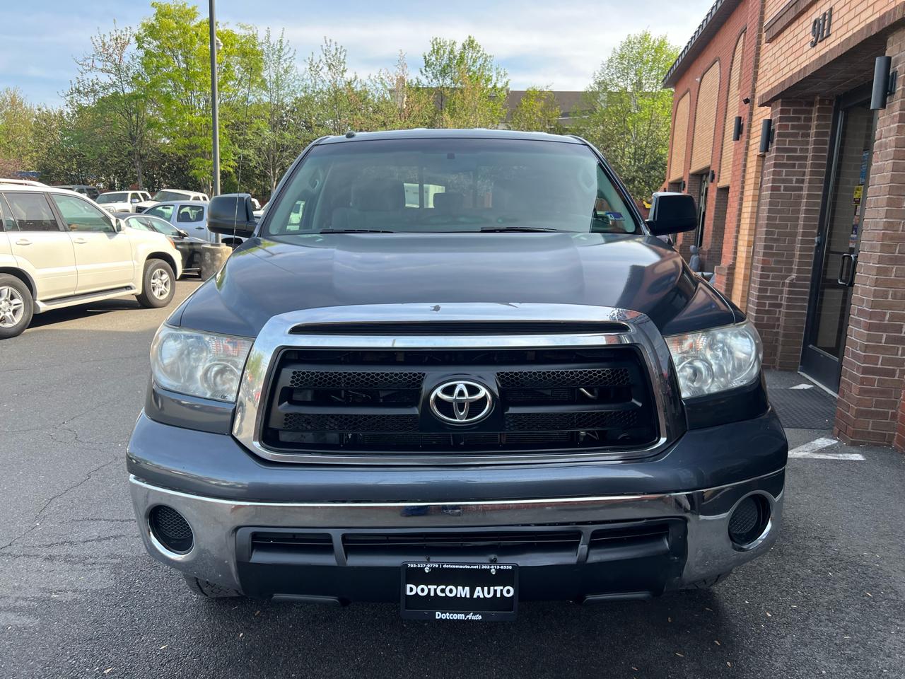 Toyota Tundra Tundra-Grade Double Cab 4.6L 4WD 2010