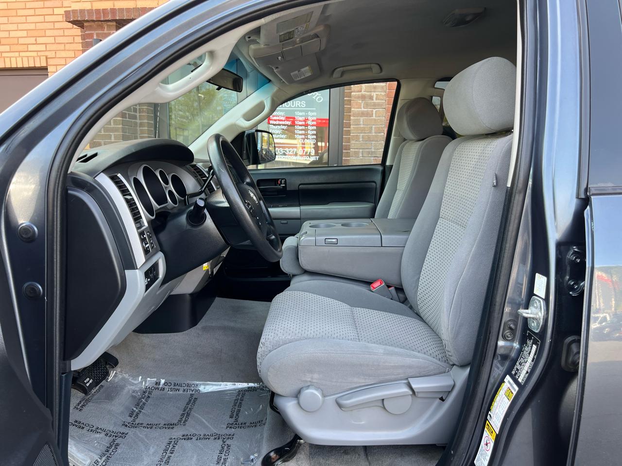 Toyota Tundra Tundra-Grade Double Cab 4.6L 4WD 2010