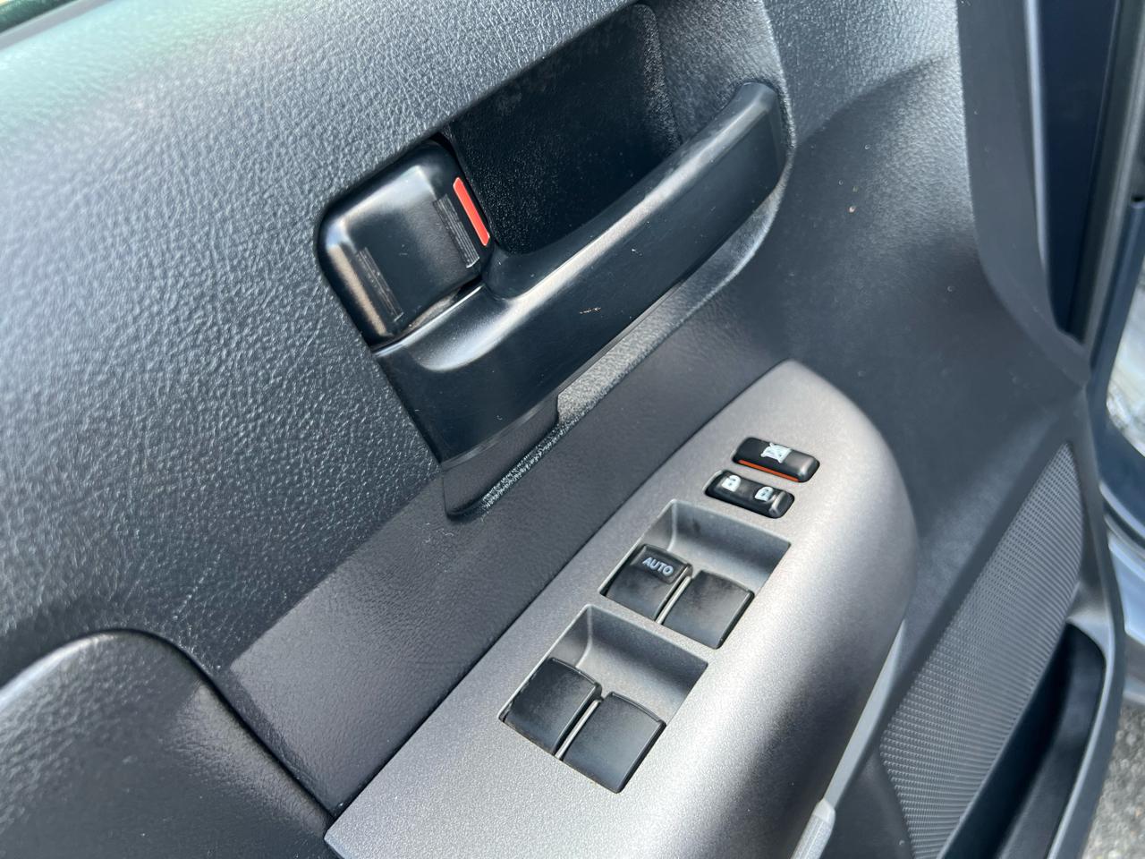 Toyota Tundra Tundra-Grade Double Cab 4.6L 4WD 2010