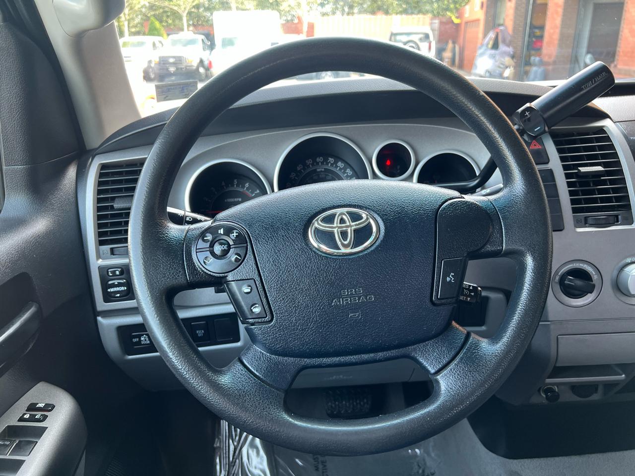 Toyota Tundra Tundra-Grade Double Cab 4.6L 4WD 2010